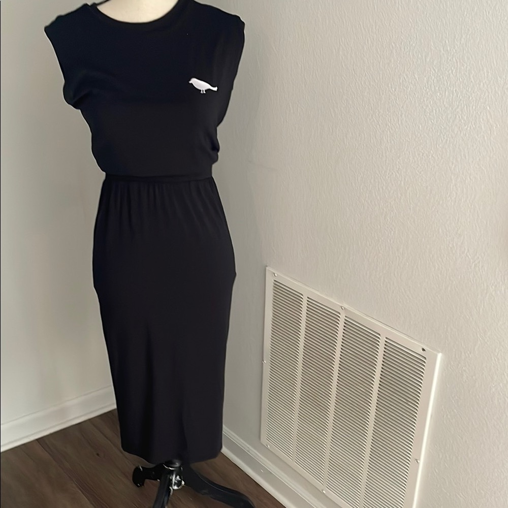 Athleta black Sheath Midi Dress with Scoop Neck